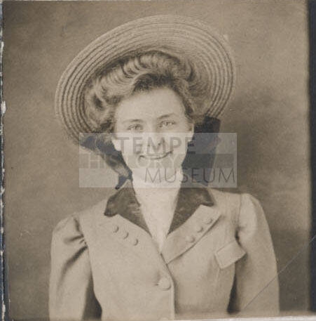 Bust, Woman, Broad Brimmed Hat