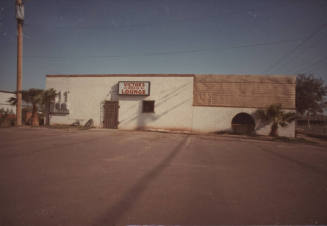 Victors Oasis Lounge - 26 South Farmer Avenue, Tempe, Arizona
