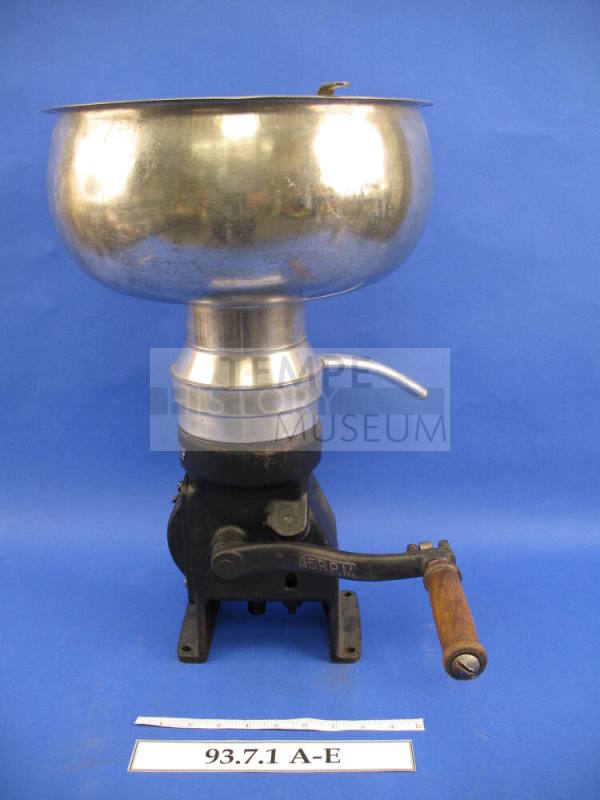 Separator, Cream