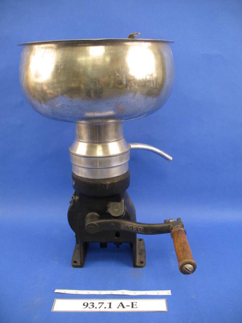 Separator, Cream