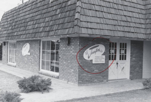 Jennifers College Shop - 706 South Forest Avenue, Tempe, Arizona