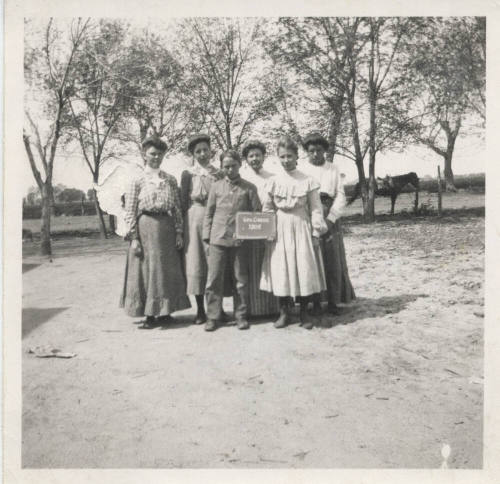 Rural School 6th Grade 1905