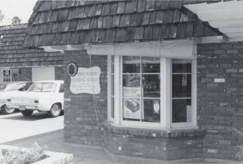 Merle Norman Cosmetic Studio - 707-D South Forest Avenue, Tempe, Arizona