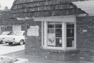 Merle Norman Cosmetic Studio - 707-D South Forest Avenue, Tempe, Arizona