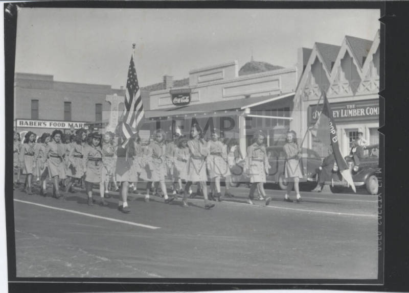 Girl Scouts Troop 8 in Parade