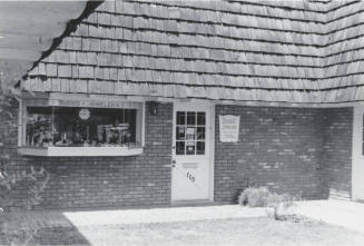 Budd's Jewelers Shop - 708 S. Forest Avenue - Tempe, Arizona