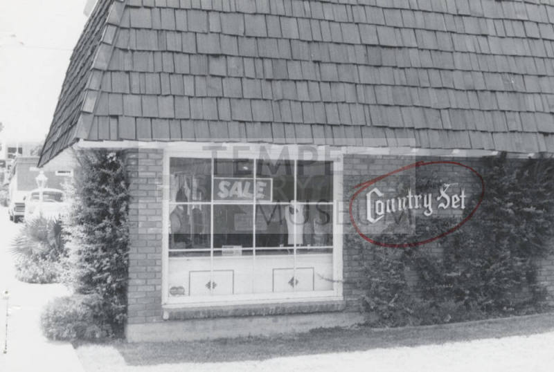Country Set Fashions Clothing Store - 710 South Forest Avenue, Tempe, Arizona