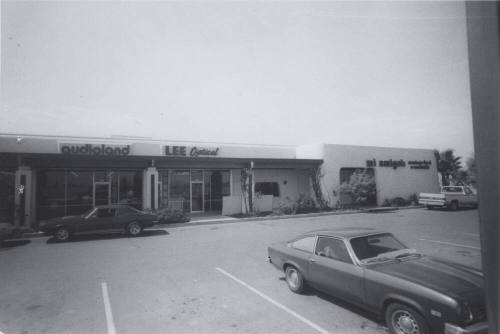 Lee Optical Store - 1707 East Guadalupe Road, Tempe, Arizona