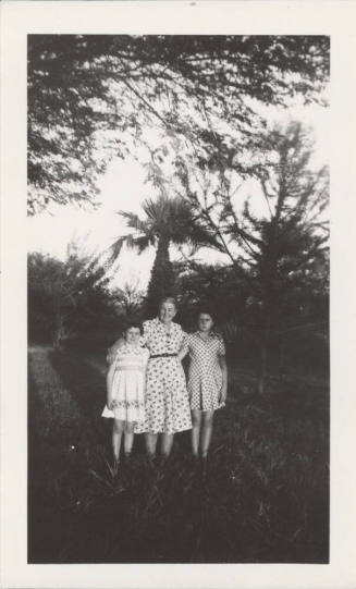 Betty and Barbara Allen with Nettie Rice