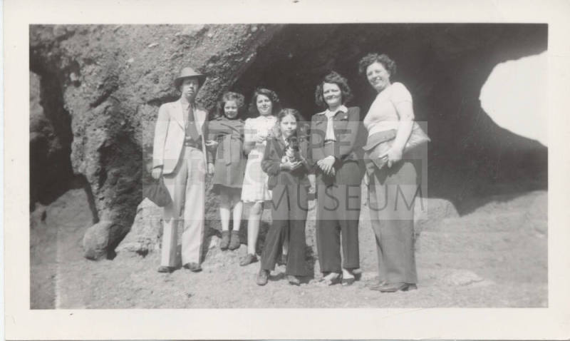 Photo of Allen Family in Papago Park