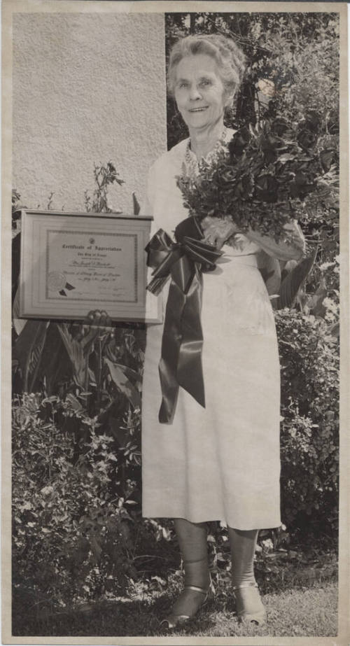 Guess Birchett with Certificate