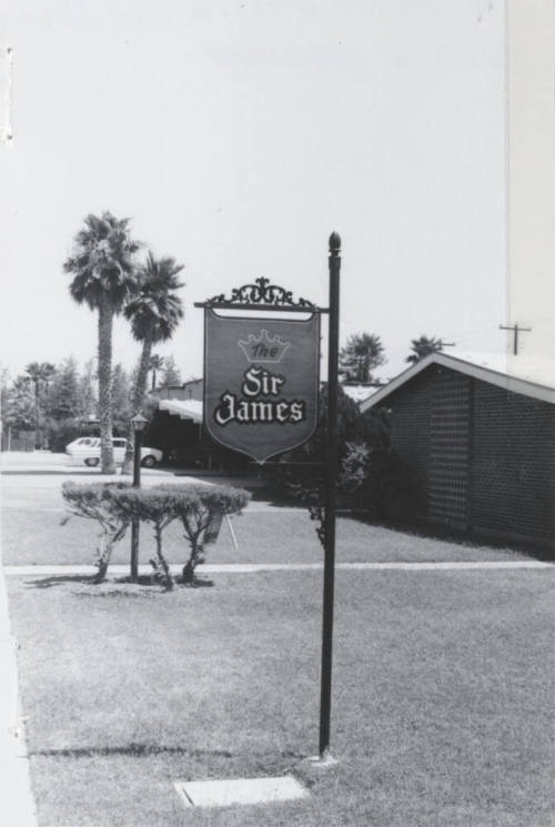 The Sir James Apartments - 2205 South Granada Drive, Tempe, Arizona