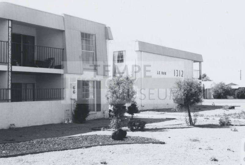 Le Ron Apartments - 1312 South Hardy Drive, Tempe, Arizona