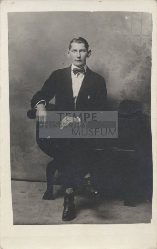 Winchester L. Cummins