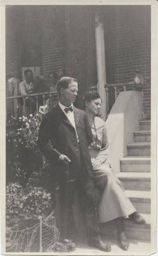 Photograph of Estelle and Roy Hackett