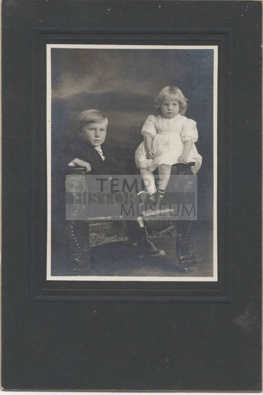 Portrait of Orville and Ida Messinger