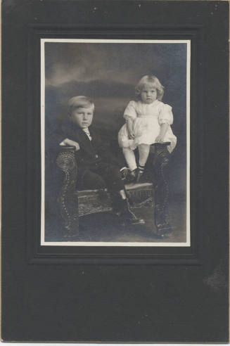 Portrait of Orville and Ida Messinger
