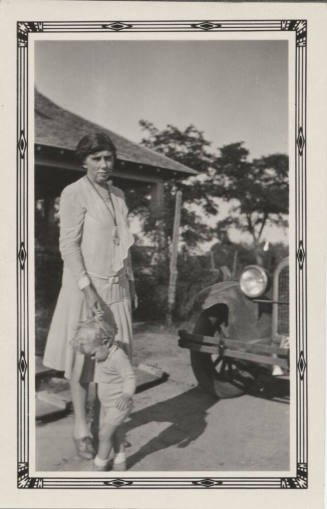 Photograph of Fanny Cox and Reese McNeil