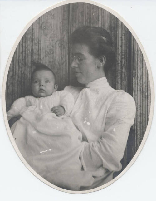 Photograph of Mable Riley and Ruth Orcutt