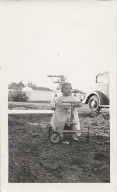 Photograph of Elna Rae Simpson