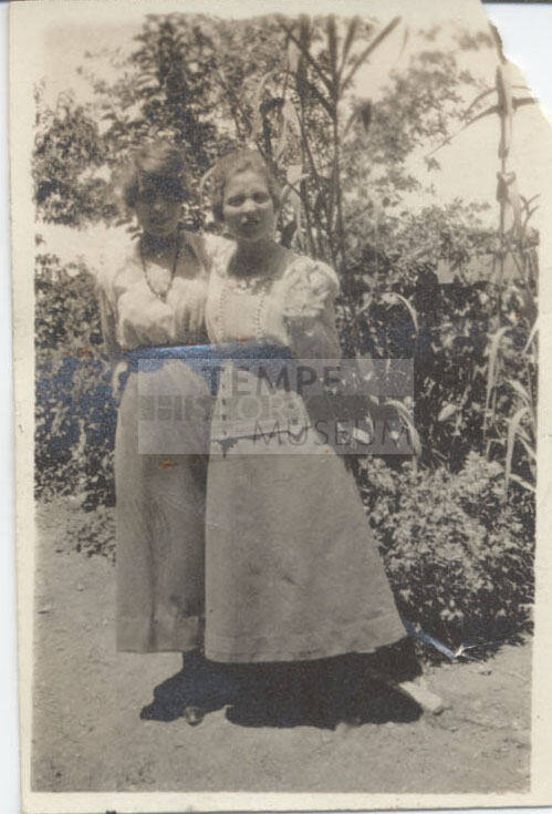 Stella and Jewel Turner Thurlow