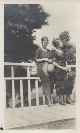 Photograph of Stella and Verna Turner