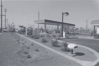 Dave's Shell Gasoline Service Station - 725 South Hayden Road, Tempe, Arizona