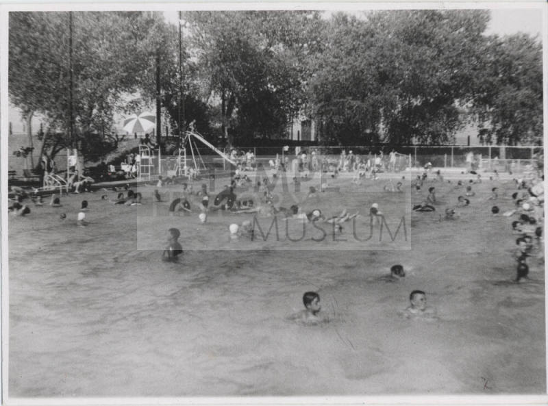 Tempe Beach Park Swimming Pool