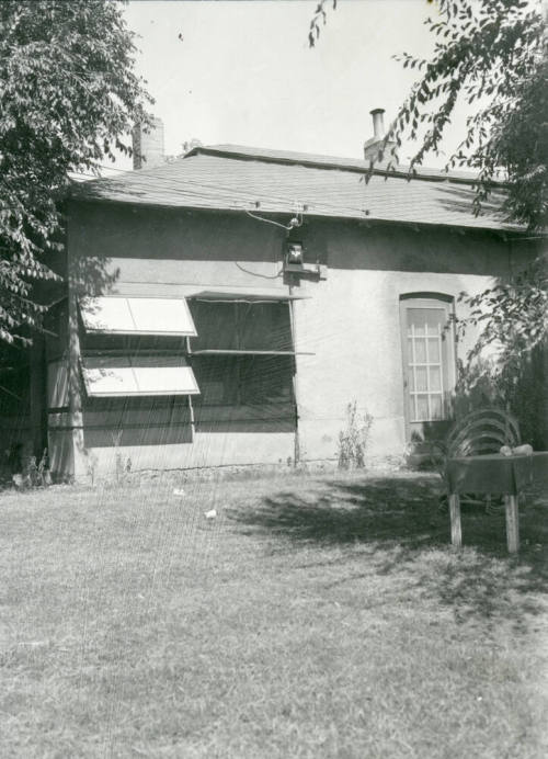 Date Farm-Exterior of Unidentified House