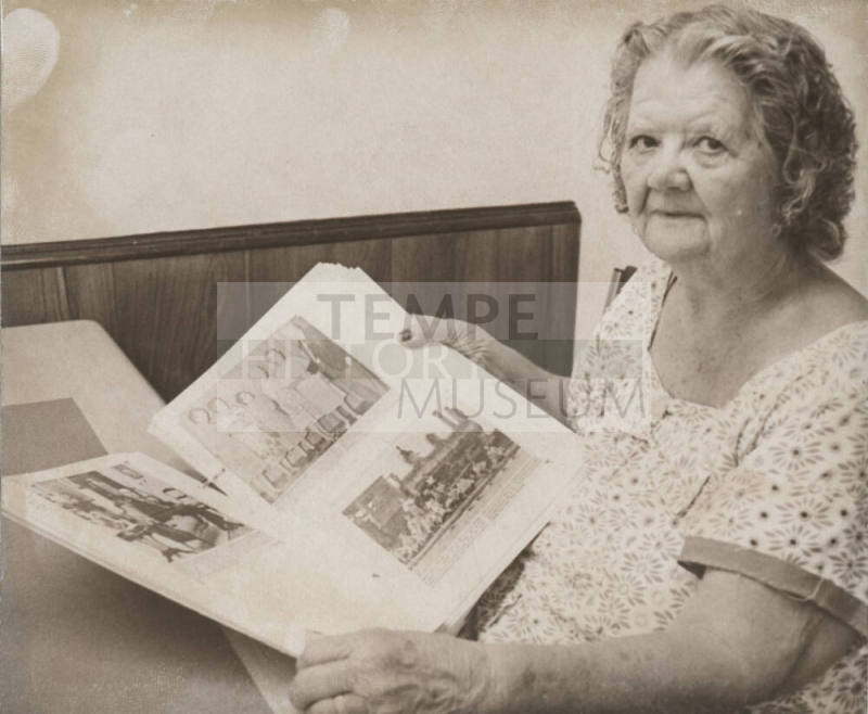 Idella Cummins with Scrapbook