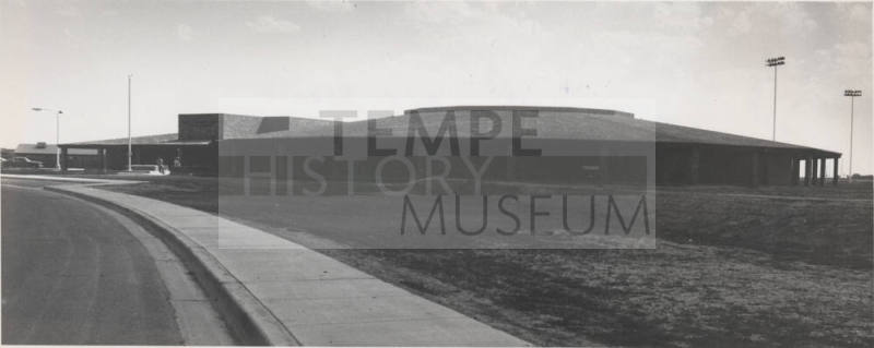 Aguilar Elementary School 5800 S. Forest