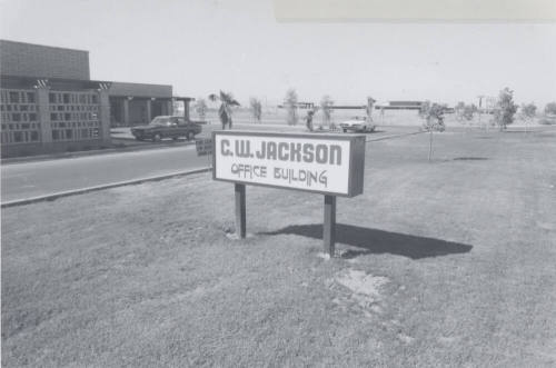 C.W. Jackson Office Building - 805 South Hohokam Drive, Tempe, Arizona
