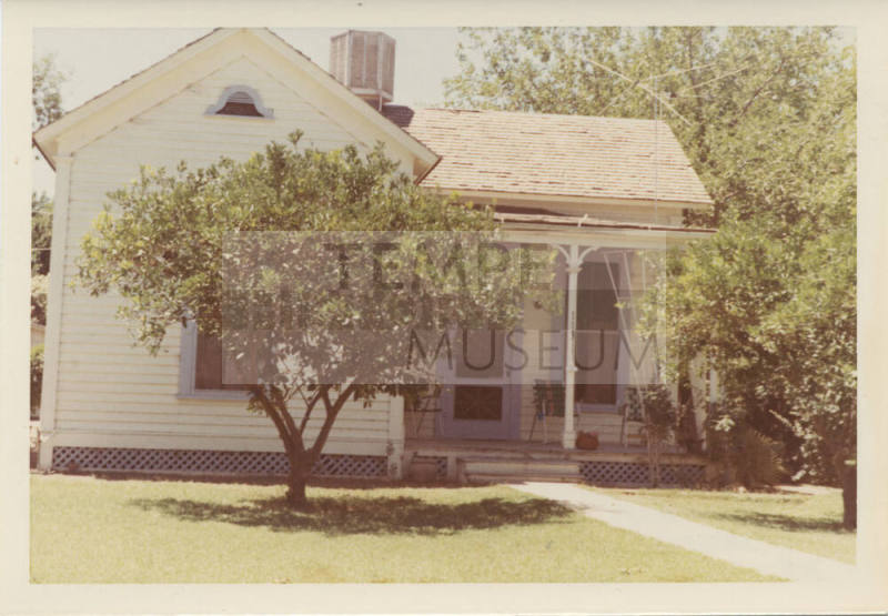 1st Congregational Church Parsonage - W. H. Perry House - 113 East 6th Street