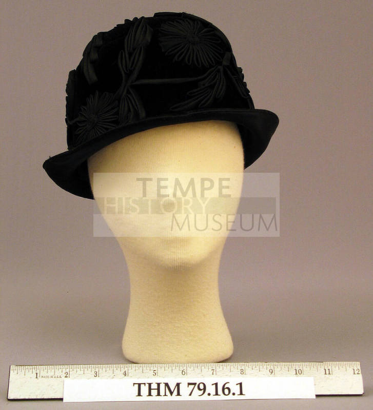 Black velvet hat