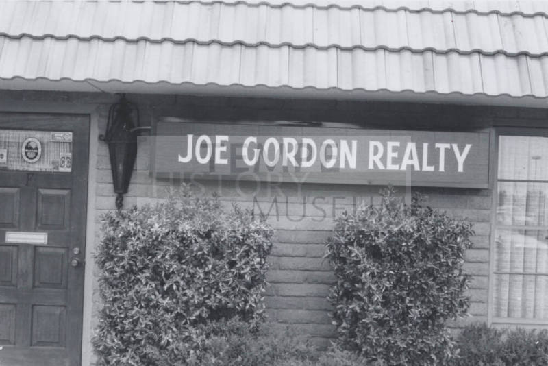 Joe Gordon Realty - Suite F, 1730 South Jentilly Lane, Tempe, Arizona