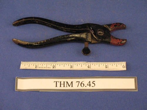 Veterinary Pliers