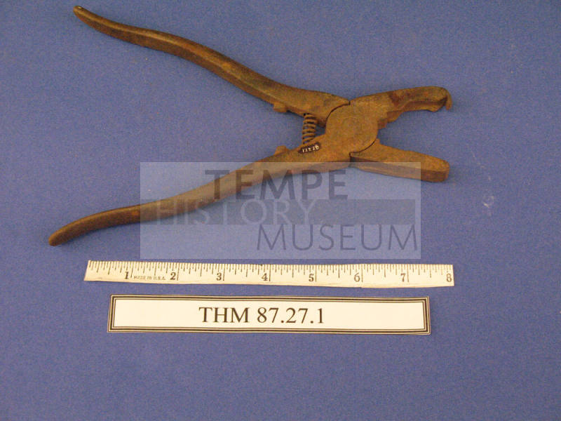 Clinch Pliers (For Ear Tags)