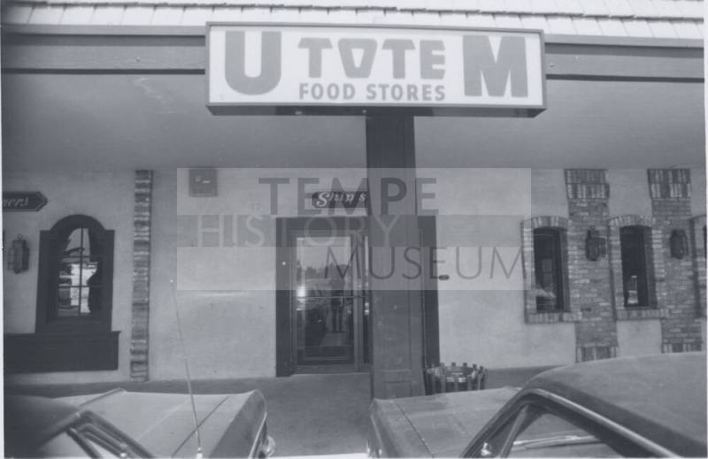 U Totem Food Stores - Suite B, 5440 South Lakeshore Drive, Tempe, Arizona
