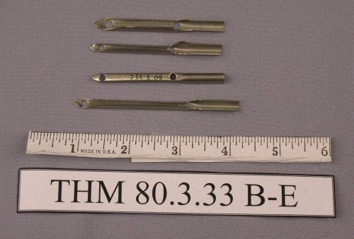 Handled Rug Needle