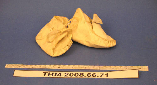 White leather Baby Moccasin Booties
