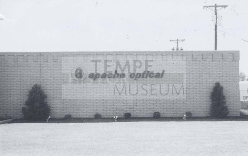 Apache Optical - 2032 Industrial Park Avenue, Tempe, Arizona