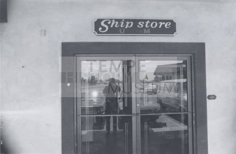 Ship Store - Suite C, 5440 South Lakeshore Drive, Tempe, Arizona