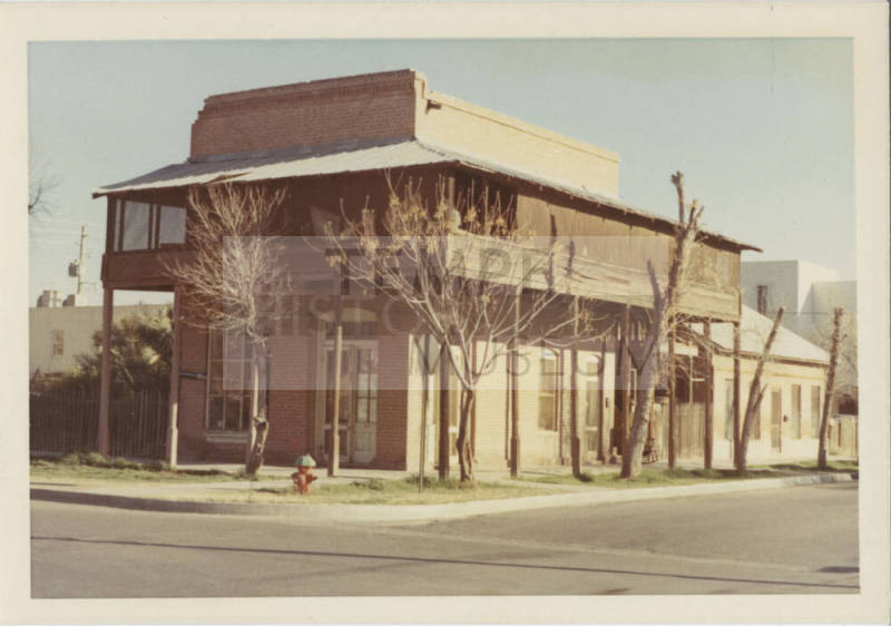 Hackett House - 95 West Fourth Street - Tempe, Arizona