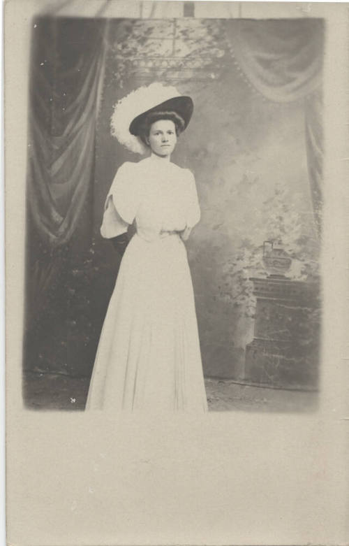 Portrait of Estelle Craig Hackett