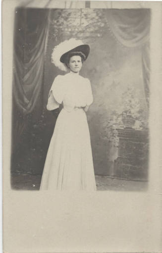 Portrait of Estelle Craig Hackett