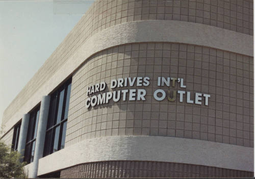 Hard Drives Int'l Computer Outlet, 1912 West 4th Street, Tempe, Arizona
