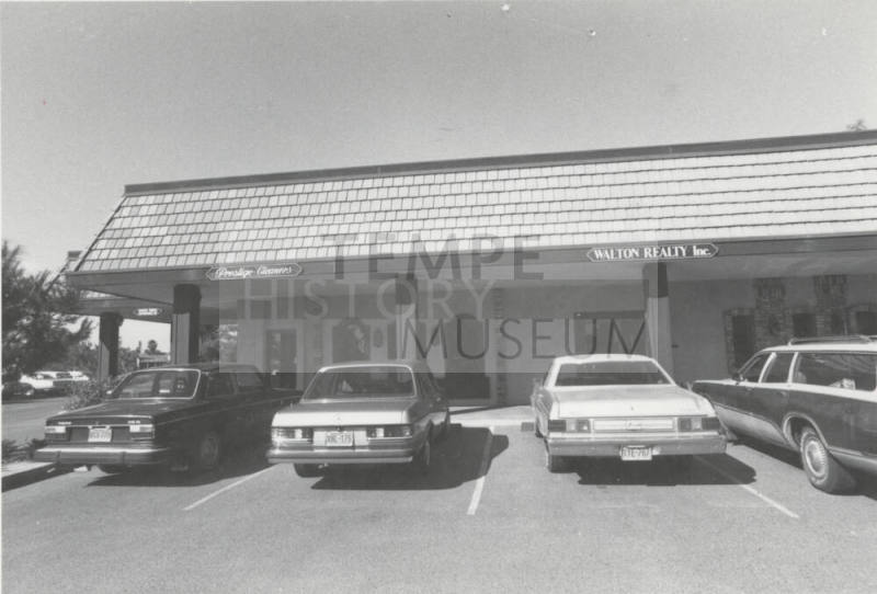 Prestige Cleaners - 5440 South Lakeshore Drive, Tempe, Arizona