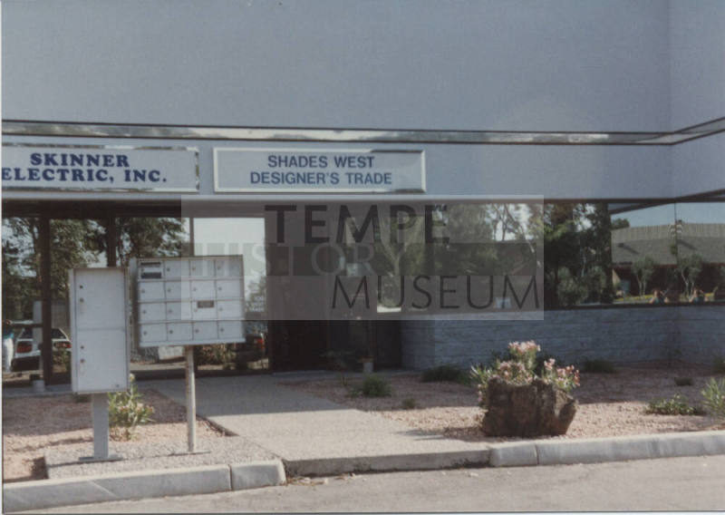 Shades West Designer's Trade, 2125 East 5th Street, Tempe, Arizona