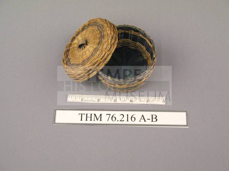 Small Needle Basket