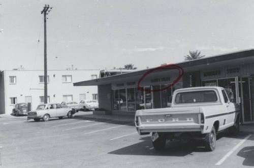 Beauty Salon - 907 East Lemon Street, Tempe, Arizona
